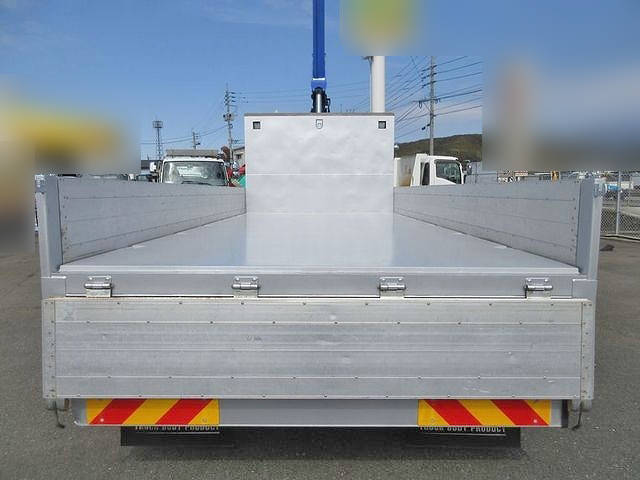 UDトラックスコンドルクレーン4段増トン（6t・8t）[写真13]