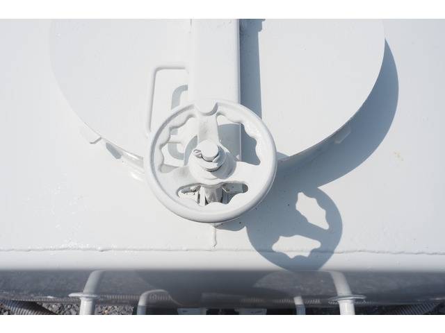 日野デュトロ散水車小型（2t・3t）[写真13]