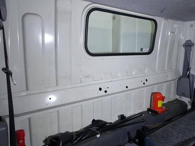 三菱ふそうキャンター冷凍車（冷蔵車）小型（2t・3t）[写真34]