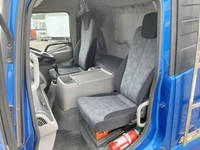UDトラックスコンドル冷凍車（冷蔵車）中型（4t）[写真32]