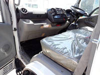 日野デュトロ冷凍車（冷蔵車）小型（2t・3t）[写真31]