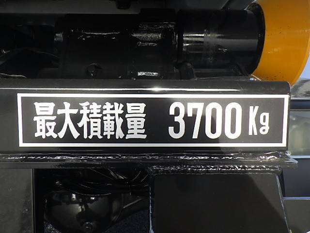 三菱ふそうファイターコンテナ専用車中型（4t）[写真36]