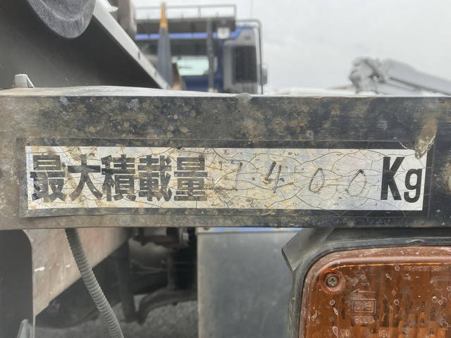日野レンジャーコンテナ専用車増トン（6t・8t）[写真15]