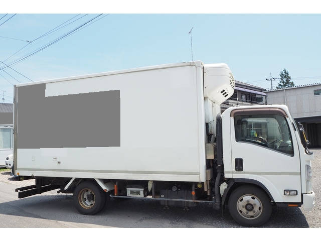 いすゞエルフ冷凍車（冷蔵車）小型（2t・3t）[写真05]