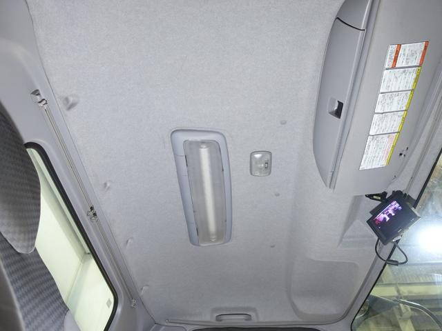 いすゞフォワード冷凍車（冷蔵車）中型（4t）[写真23]