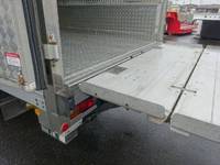 三菱ふそうキャンター冷凍車（冷蔵車）小型（2t・3t）[写真14]