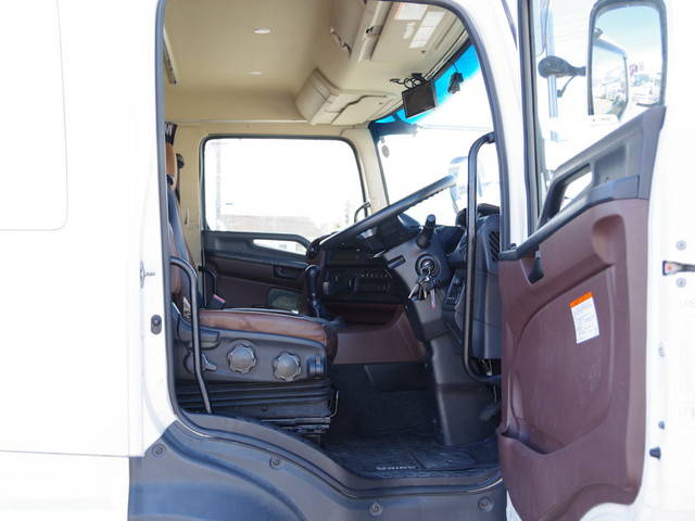 日野プロフィア冷凍車（冷蔵車）大型（10t）[写真29]