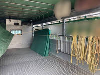 UDトラックスコンドル家畜運搬車中型（4t）[写真14]