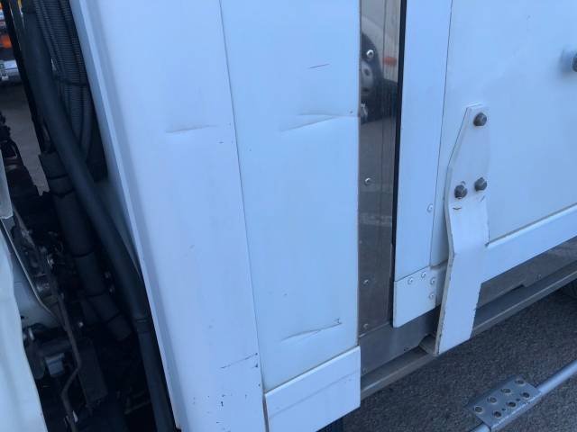 日野デュトロ冷凍車（冷蔵車）小型（2t・3t）[写真36]