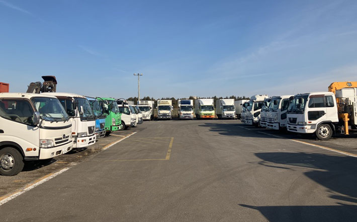 豊富な在庫をご用意しているので、ご希望の車両がきっと見つかります。