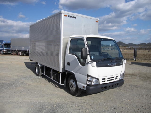 いすゞエルフアルミバン小型（2t・3t）[写真02]