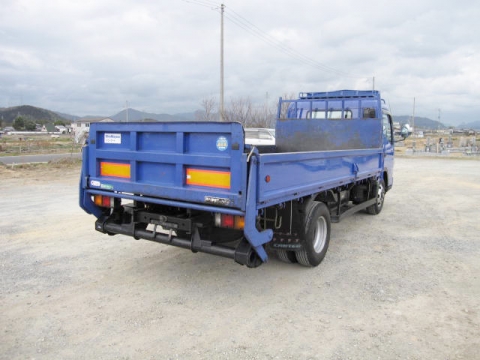 三菱ふそうキャンター平ボディ小型（2t・3t）[写真02]