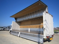 いすゞギガアルミウイング大型（10t）[写真02]