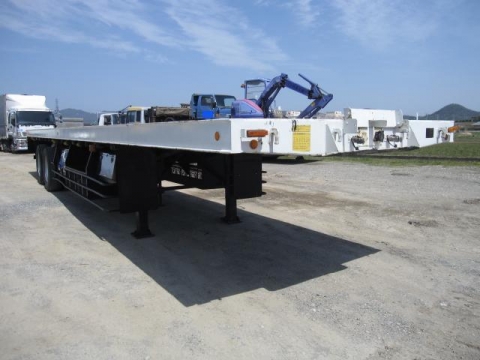 輸送機工業その他の車種トレーラー（セミトレーラー）[写真02]