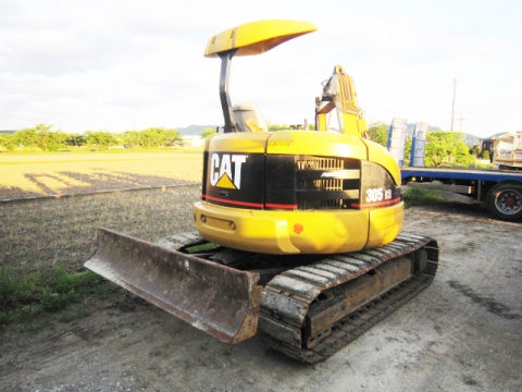 CATユンボ（バックホー）[写真02]