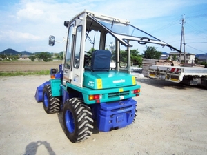 タイヤ ショベル KOMATSU コマツ WA30-5E