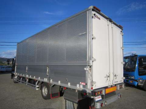 日野レンジャーアルミウイング中型（4t）[写真02]