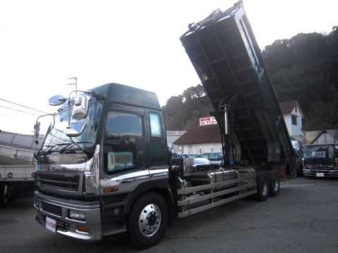 いすゞギガ深ダンプ（土砂禁ダンプ）大型（10t）[写真01]