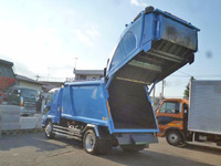 三菱ふそうファイターパッカー車（塵芥車）増トン（6t・8t）[写真02]