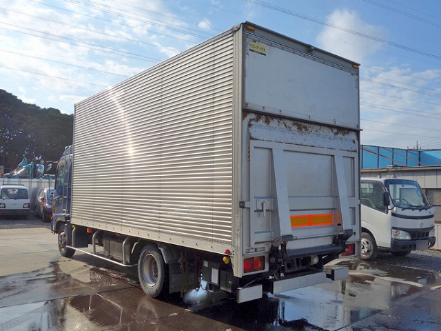 日野レンジャーアルミバン中型（4t）[写真02]