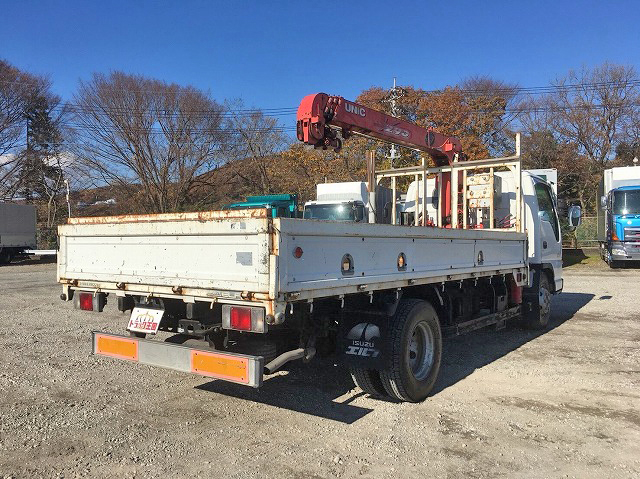 いすゞエルフユニック4段小型（2t・3t）[写真02]