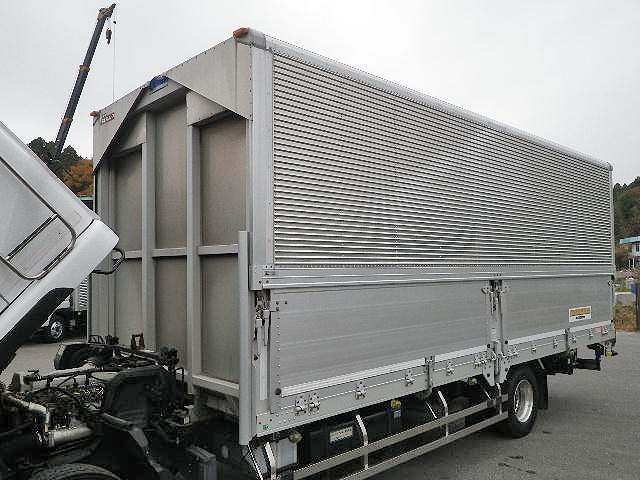 UDトラックスコンドルアルミウイング中型（4t）[写真02]