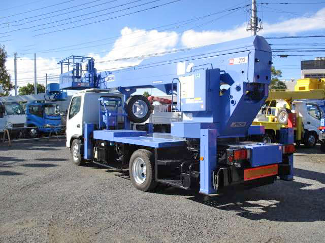 三菱ふそうキャンター高所作業車小型（2t・3t）[写真02]