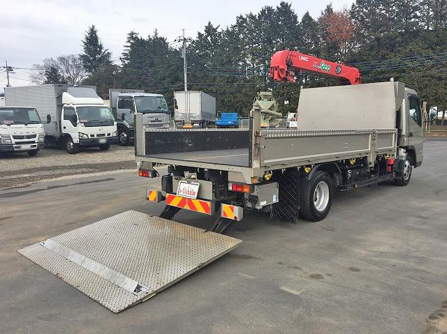 三菱ふそうキャンターユニック4段小型（2t・3t）[写真02]