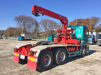 UDトラックスクオントレーラーヘッド（トラクターヘッド）大型（10t）[写真02]