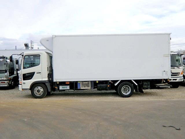 日野レンジャー冷凍車（冷蔵車）中型（4t）[写真02]