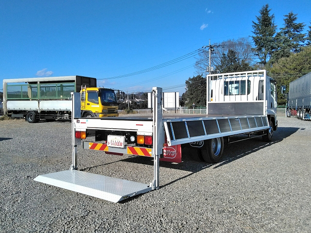 いすゞフォワード平ボディ増トン（6t・8t）[写真02]