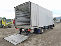 いすゞフォワード冷凍車（冷蔵車）中型（4t）[写真02]