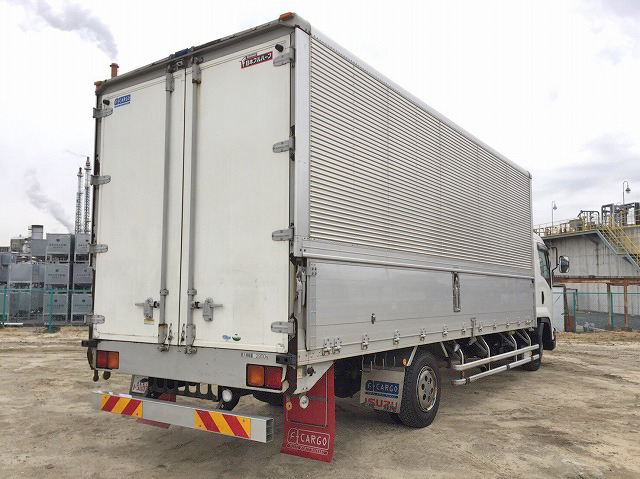 いすゞフォワードアルミウイング中型（4t）[写真02]