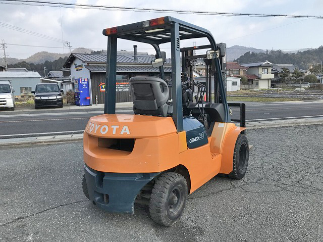 トヨタフォークリフト[写真02]