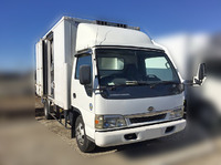 UDトラックスコンドル冷凍車（冷蔵車）小型（2t・3t）[写真03]