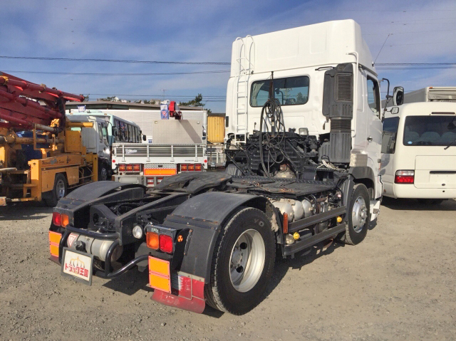 日野プロフィアトレーラーヘッド（トラクターヘッド）大型（10t）[写真02]