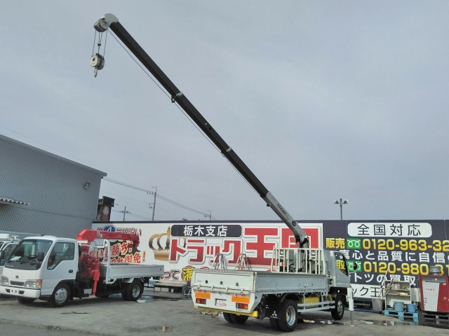 三菱ふそうキャンターユニック4段小型（2t・3t）[写真02]