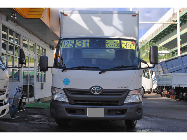 トヨタダイナアルミバン小型（2t・3t）[写真02]