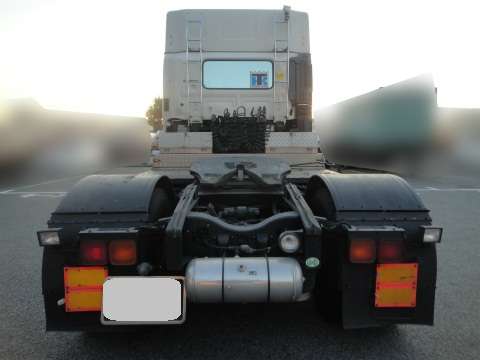 日野プロフィアトレーラーヘッド（トラクターヘッド）大型（10t）[写真02]