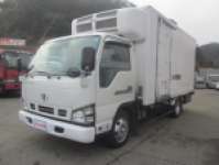 UDトラックスコンドル冷凍車（冷蔵車）小型（2t・3t）