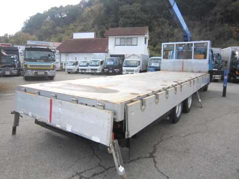 UDトラックスコンドルクレーン4段増トン（6t・8t）[写真02]