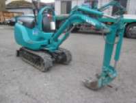 コマツミニユンボ（ミニバックホー）[写真01]