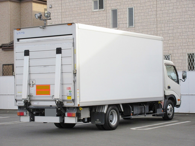 トヨタダイナパネルバン小型（2t・3t）[写真02]