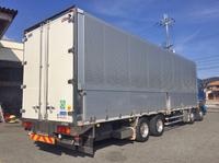 いすゞギガアルミウイング大型（10t）[写真02]