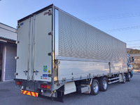 いすゞギガアルミウイング大型（10t）[写真02]