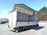 いすゞフォワード幌ウイング中型（4t）[写真02]