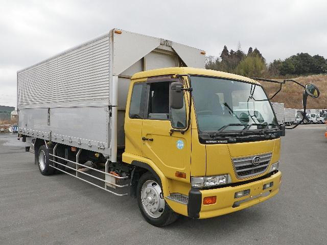 UDトラックスコンドルアルミウイング増トン（6t・8t）[写真02]