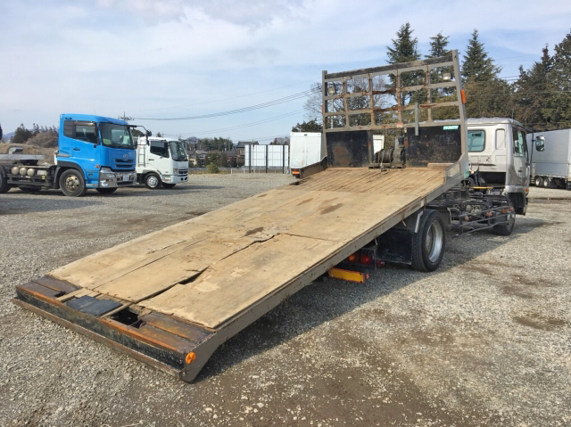 UDトラックスコンドルセーフティローダー増トン（6t・8t）[写真02]