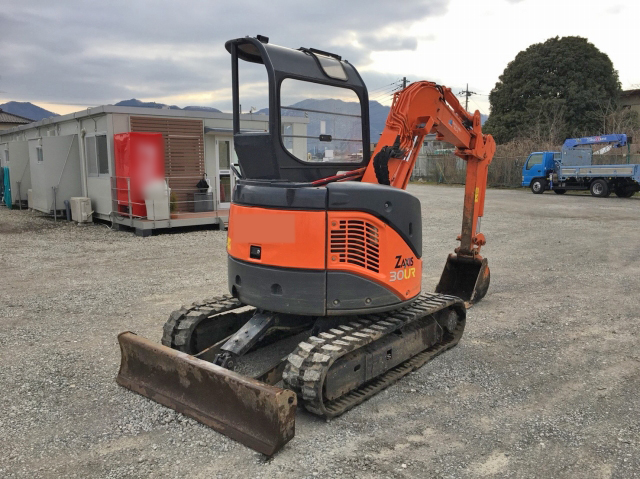 日立ミニユンボ（ミニバックホー）[写真02]