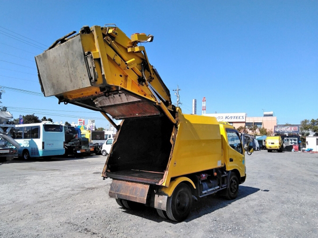 日野デュトロパッカー車（塵芥車）小型（2t・3t）[写真02]